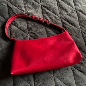 Mantels satin red small shoulder bag